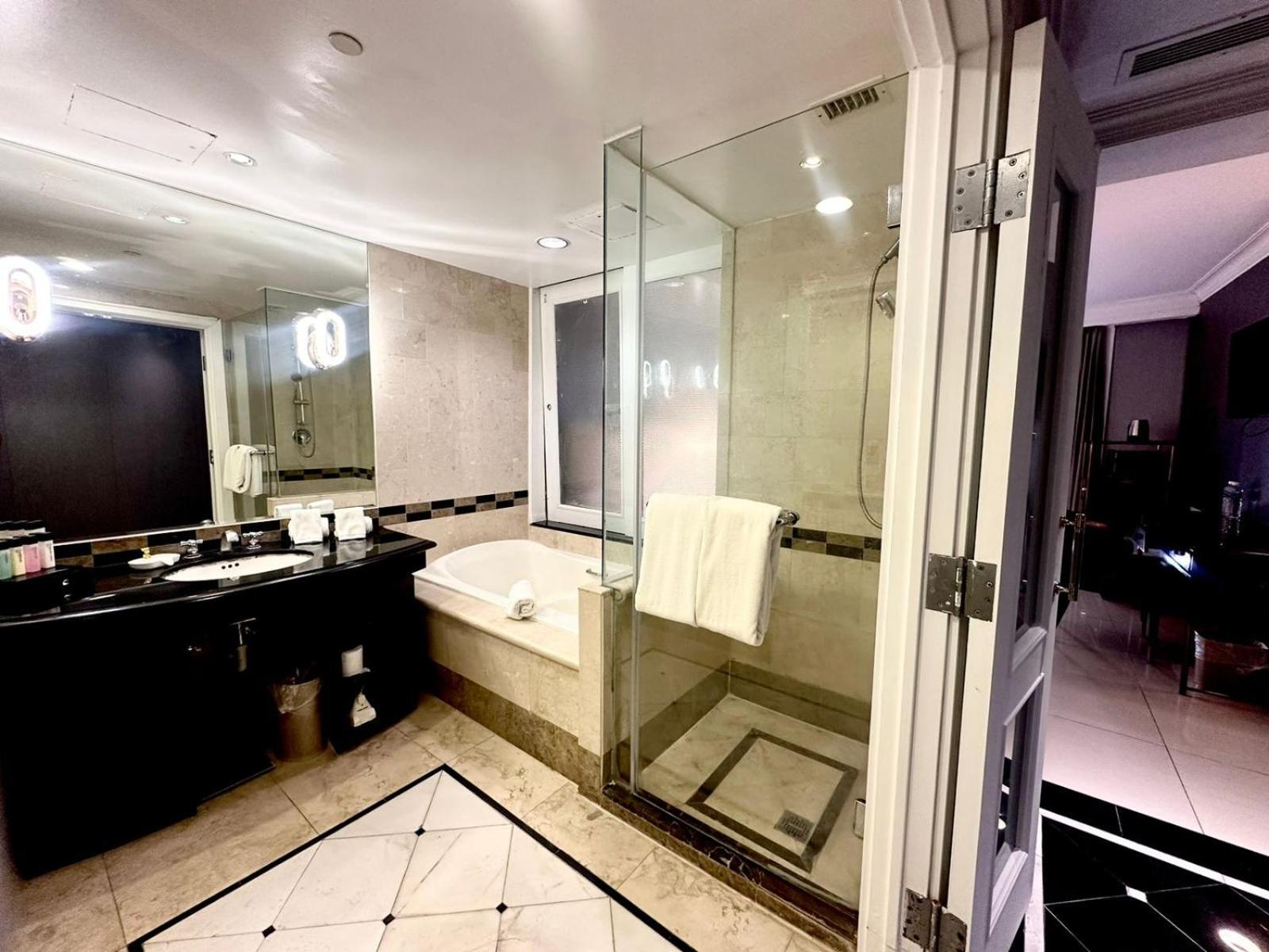 Royal Orchid Hotel Guam Tamuning Ngoại thất bức ảnh